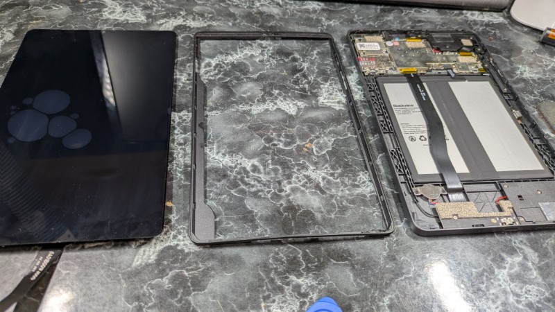 BlackView tab60を分解した所